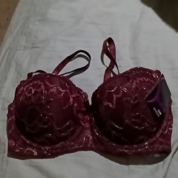 They aee brand new Sofra Bras. I got the wrong size and don't want them. - Picture 4 of 7